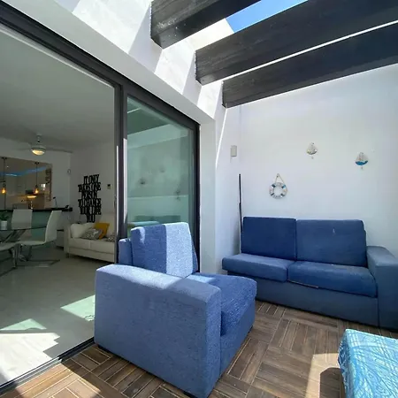 Comfortable House In With Shared Pool
