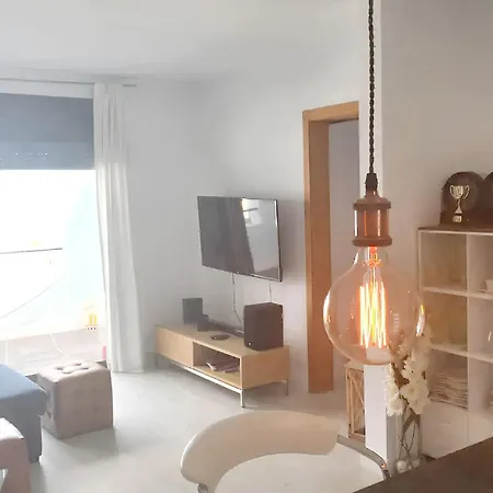 Comfortable House In With Shared Pool Casa vacanze *